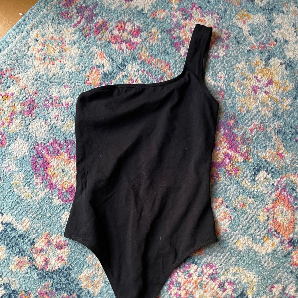 Aritzia One Shoulder Bodysuit